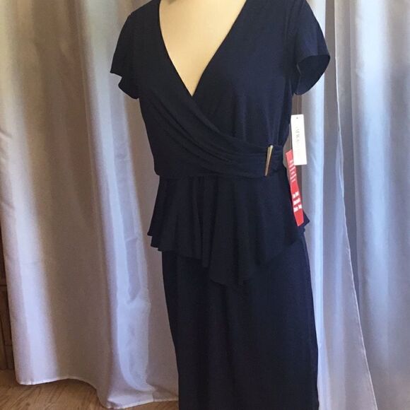 NWT a wrap top dress in navy by SHELBY & PALMER in size 6 - Picture 2 of 12